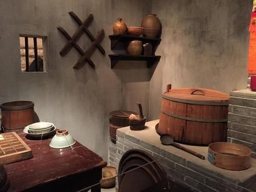 五六十年代整天吃咸菜,为什么高血压的人还少?医生说出答案