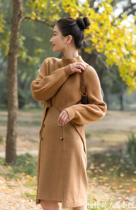 半身裙|新年不要穿得太老气,学博主这样穿针织衫,打造时尚高级感!