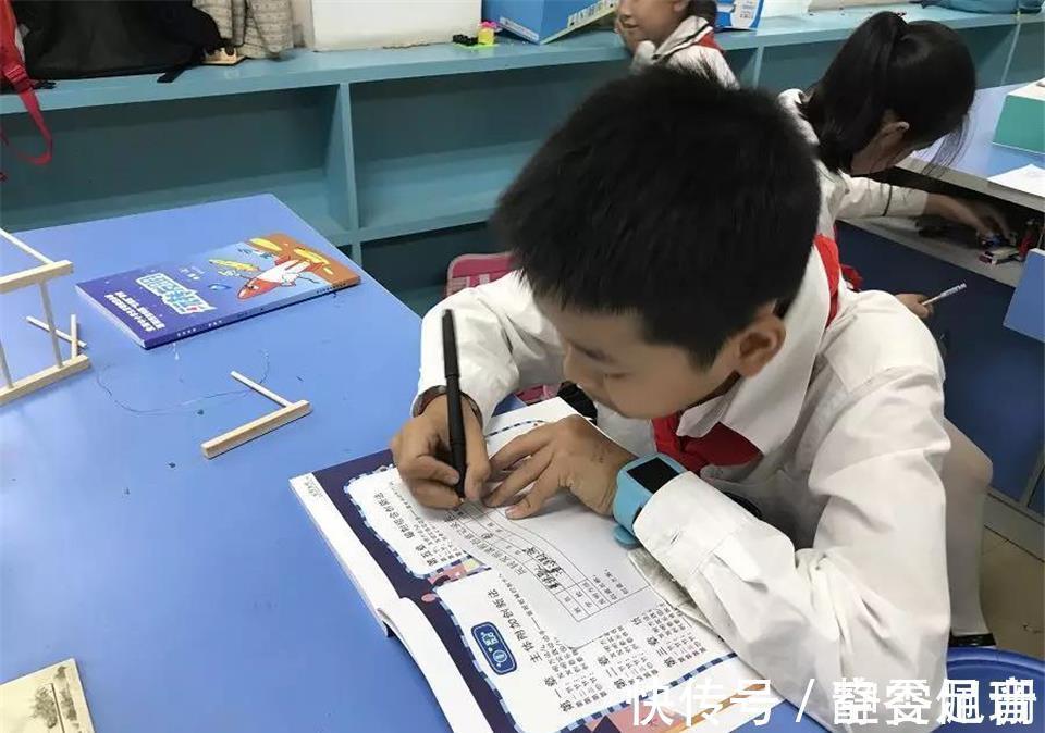 少年闰土&有种“美术天赋”叫课本涂鸦,又搞笑又生动,美术老师:自愧不如