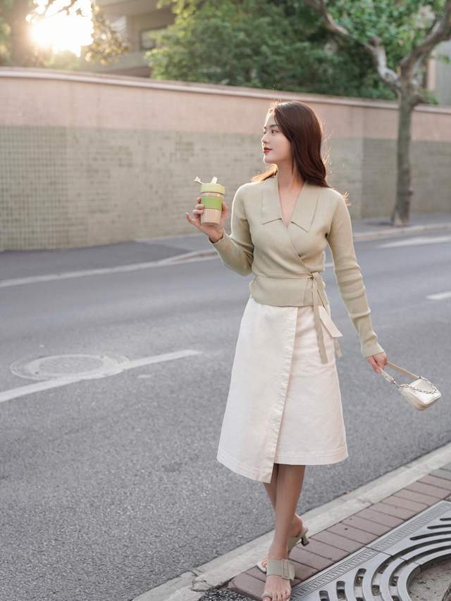 高级感|有一半的人都说:想要穿出高级感很难,掌握这几点穿搭技巧就够了