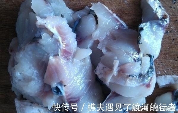 酸菜鱼|酸菜鱼新做法,好吃到爆,八成正宗,二成创新,没有一点土腥味!
