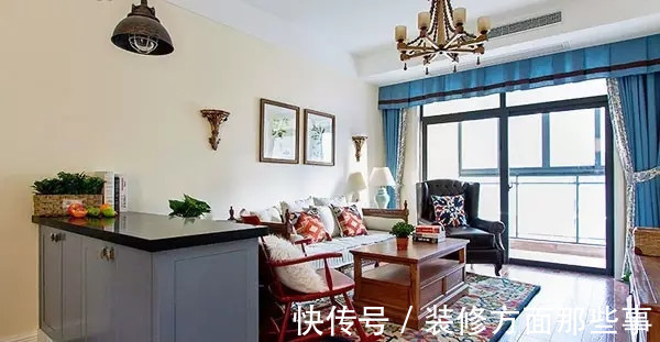 韵致|120平美式三居室墙面挂着中国画,阳光照到墙上,别有一番韵致