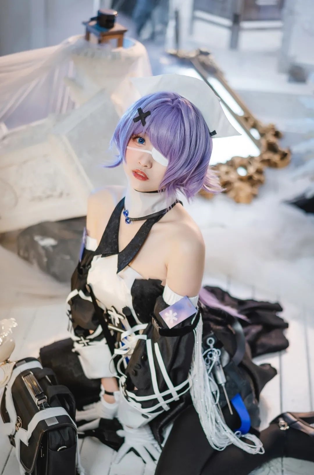 cos：明日方舟絮雨cos正片@卷小卷