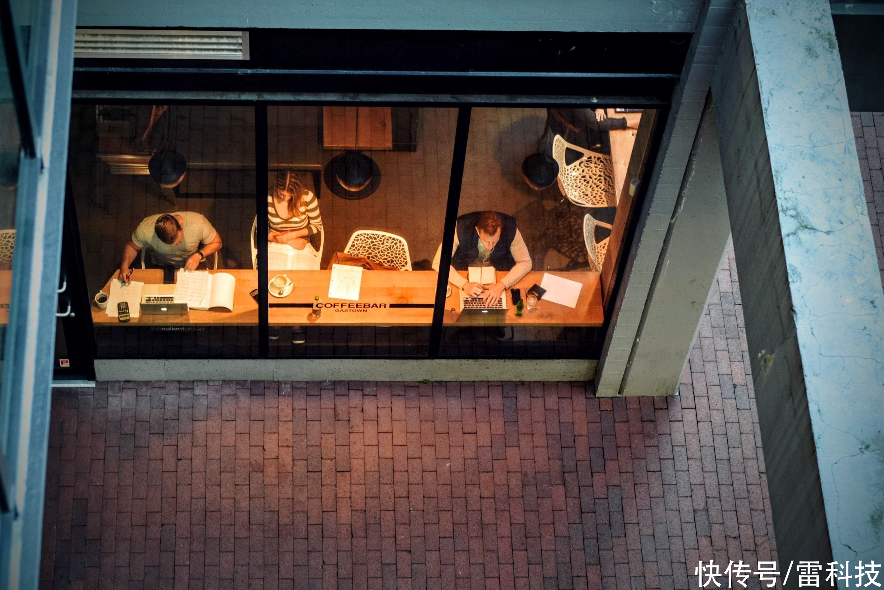 员工|多家公司取消“大小周”制度，互联网终于正常了？