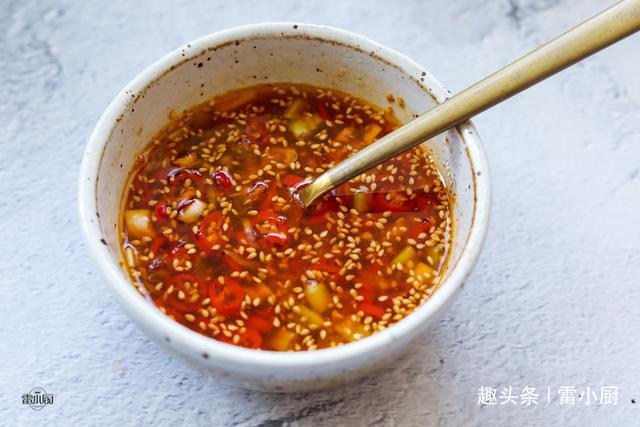 特别|莲藕焯水就发黑,教你1个小技巧,莲藕又白净又爽脆,特别好吃