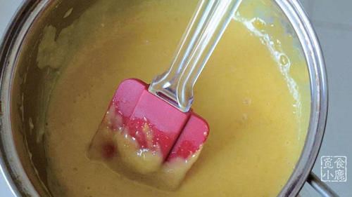 松软可口的蛋糕，您用心也能做好，软绵绵的口感，每一口都幸福