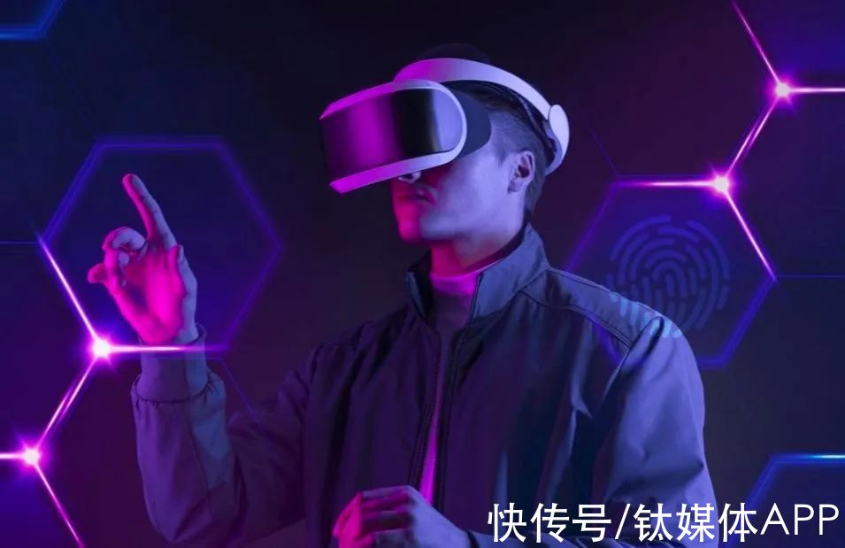 vr|热钱炒不动元宇宙