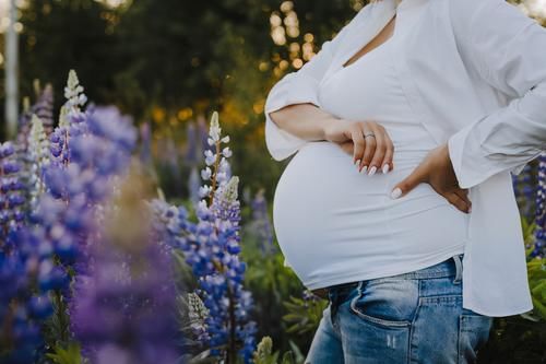 胎儿的发育|孕晚期胎儿进入体重猛涨期，孕妈除了补营养，这6方面也不能大意