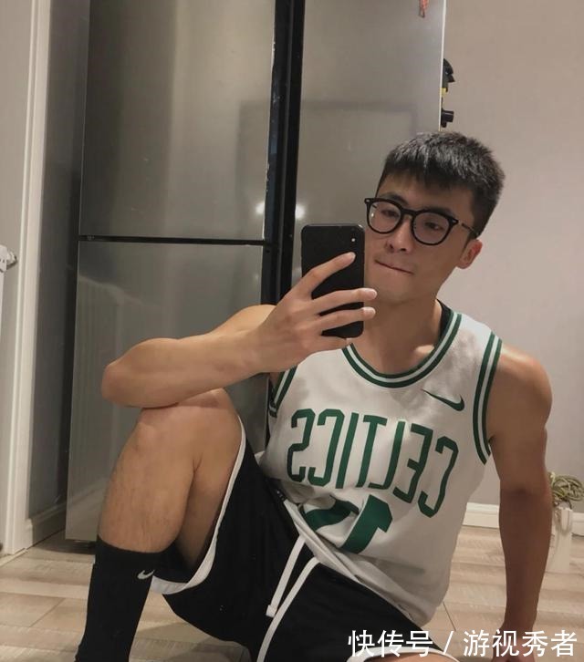 肌肉|这枚又高又壮的运动型肌肉直男有点上头哦!