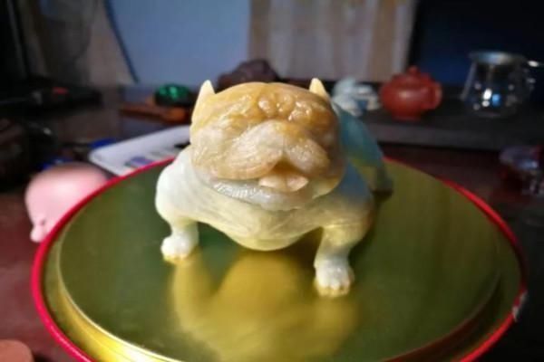 恶霸犬#厉害了我的哥,即将丢弃的翡翠,竟然雕出一支恶霸犬