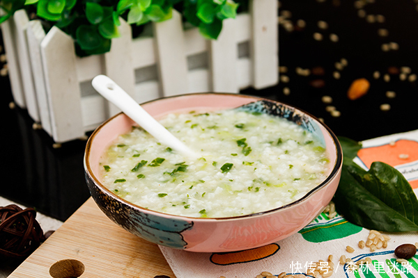 胃部|别再想吃面条养胃了“养胃高手”或是3种食物,胃不好的人多吃