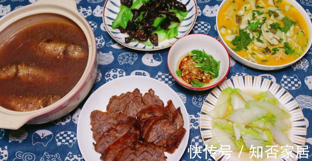 老公每月给3千伙食费，一顿饭平均我花了80元，重点是周日那一餐