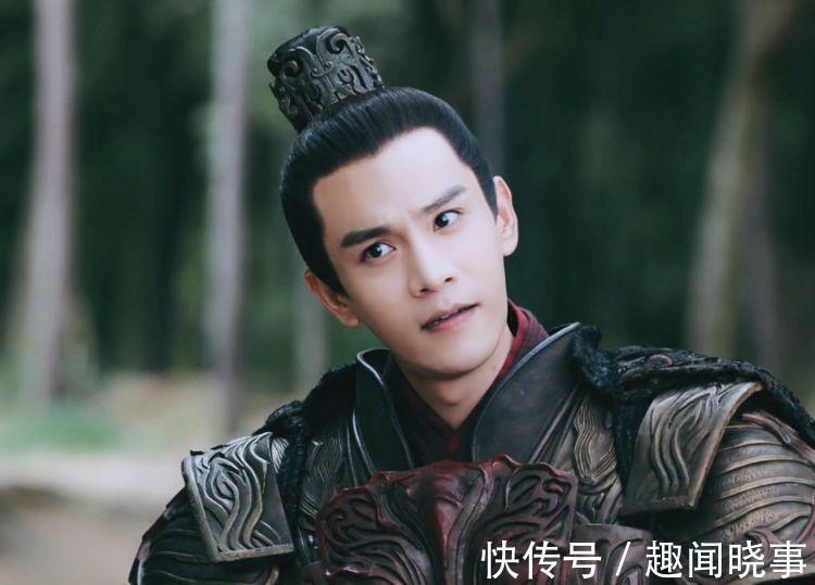 所饰角色相当全能，撑杆跳的能手，后又变徒手攀岩高手