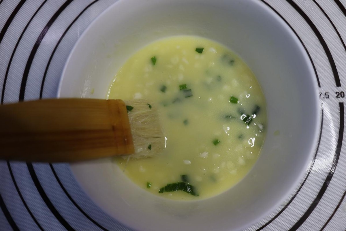 好吃的蒜香面包,浓郁奶香和蒜香碰撞是一绝,烘焙新手也能驾驭