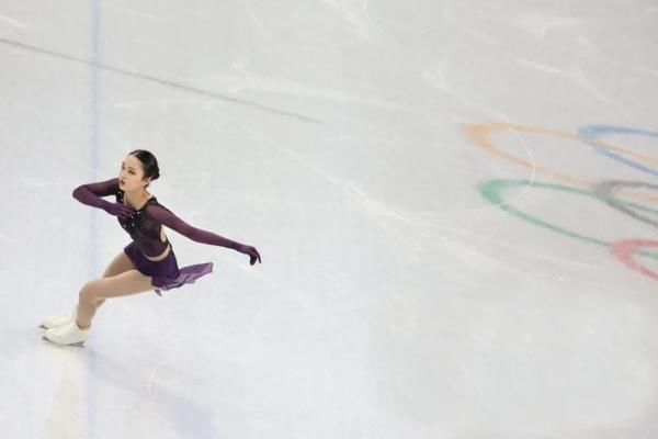 昨晚，她微笑离场