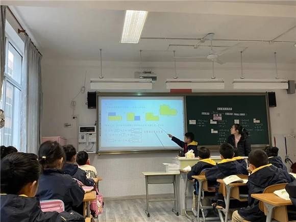 [浦东]浦三路小学:核心素养导向下的小学数学课堂教学 数学组主题教研活动