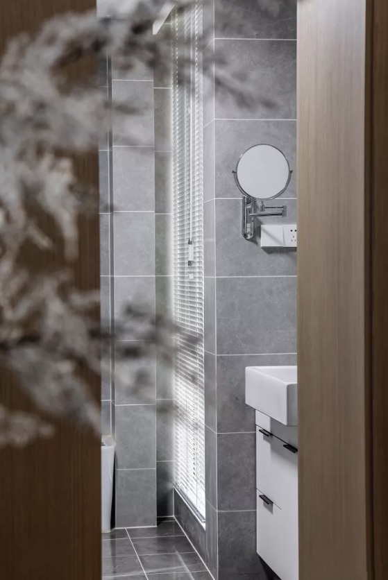 装修|装修时房门别装单开门了,他家这么设计,让全屋瞬间放大一倍