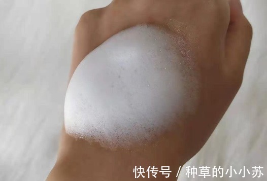 香芬|市面上几大“不起眼”的洗面奶,明明好用油平价,却“输在包装”