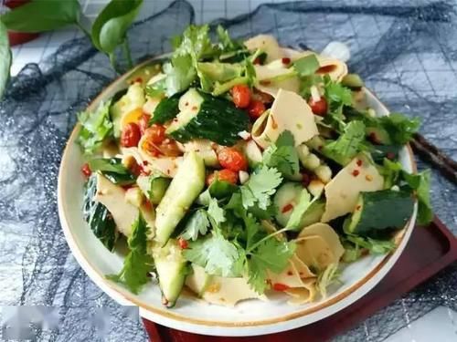 春节家宴必备的12道凉菜，现在就开始学起来！