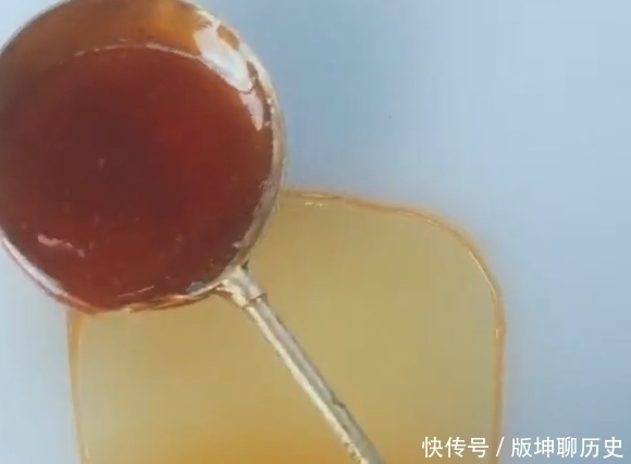 看头!手艺人麦芽糖胡乱“画哪吒”,本以为没看头,成品:舍不得下嘴!
