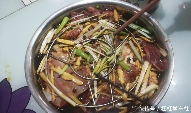 牛肉|做卤牛肉，这秘方我家用了20多年，不塞牙出肉多，味道香有嚼头