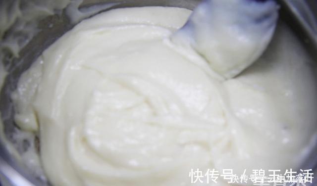 面包糠|牛奶最忌讳和“它”一起吃,营养减半又伤胃,还有许多家庭都中招