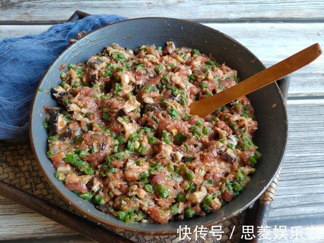 三肥七瘦|调饺子馅时，先打水就错了，记住“盐水油”的诀窍，鲜嫩流汁
