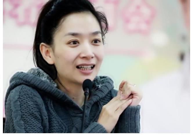 主持人|北京卫视“一姐”王芳：多次下达病危通知，嫁大15岁老公身价过亿