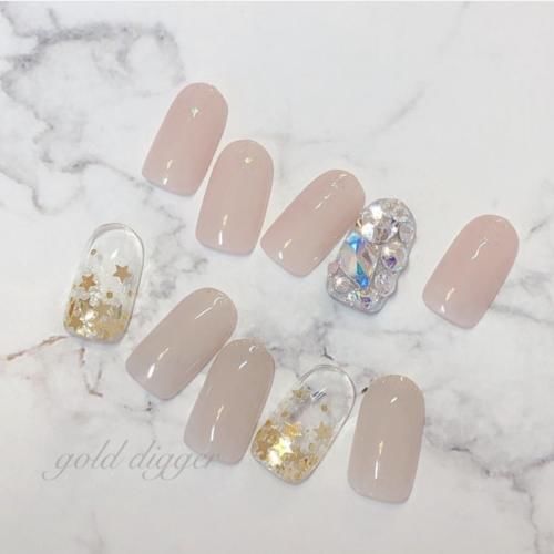 10款夏日淡彩美甲，收藏起来照着做吧