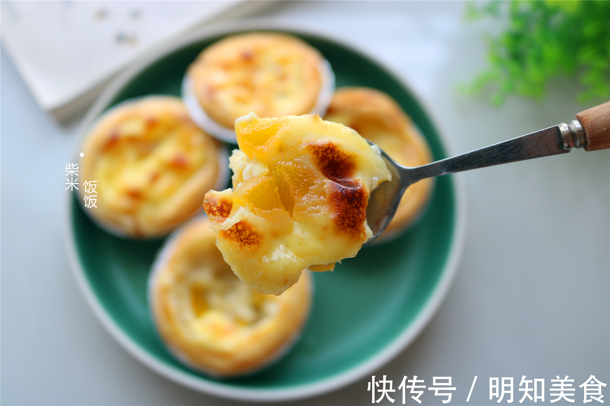 小点心|1盒牛奶,2个鸡蛋,做款小点心,外皮酥脆里面爆汁,孩子抢着吃