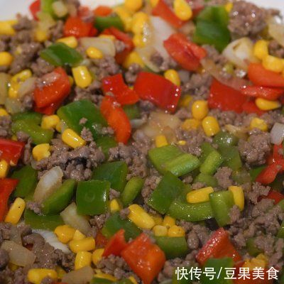 芝士牛肉馅饼更配哦|周末和美味的简易午餐 | 马苏里拉