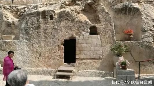 萨卡拉|赞比亚青年模仿“耶稣复活”，要求旁人将其埋葬三天，结果命归西