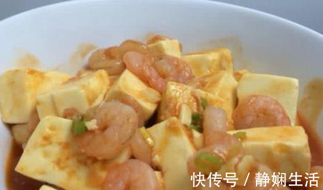 海底捞|美食推荐：酸菜鱼，凉拌金针菇，茄汁虾仁豆腐，蒜香鸡翅的做法