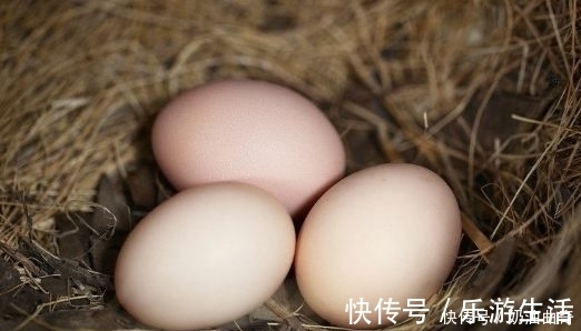 忠告炒鸡蛋不能放此物，吃了就是没病找病，现在知道还不晚