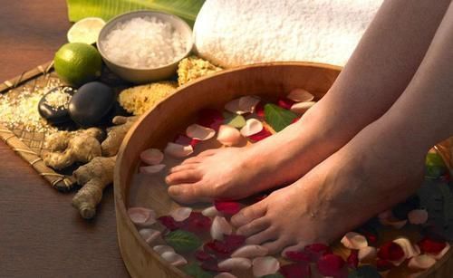 运动|老人多走路或有助于长寿?医生:60岁后,做好这3件事比运动重要