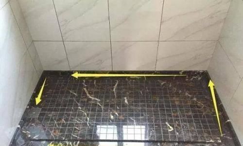 大理石|卫生间地面不要再贴瓷砖了，头一次见这种设计，排水速度快10倍