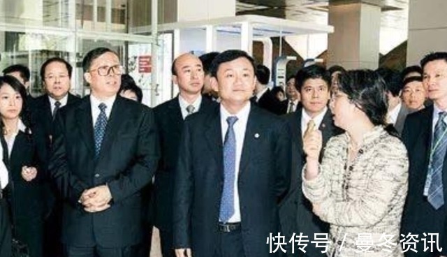 任正非|“华为女皇”孙亚芳!任正非背后的女人,被退休只为给任平铺路?