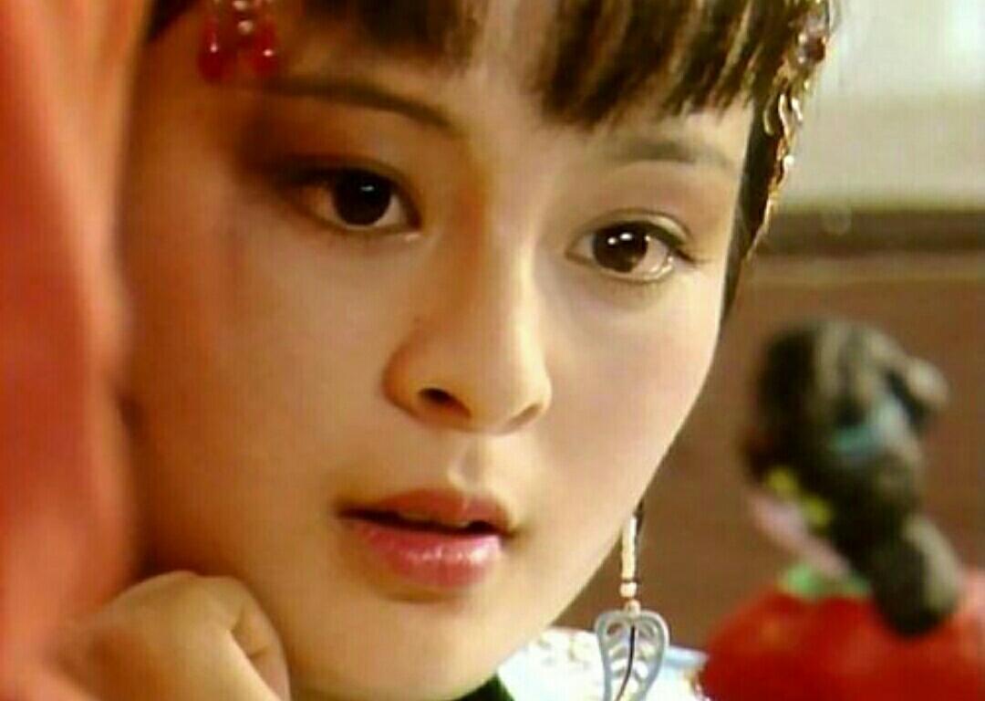 红楼梦&红楼梦:贾探春因抄检大观园发飙,王熙凤为什么不生气?