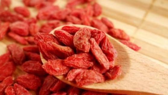 枸杞汤|十人泡枸杞,九人糟蹋钱,只因4点没抓住,难怪感觉没效果!