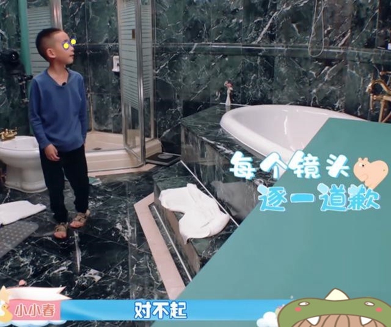 闪电侠|应采儿晒儿子近照Jasper如此优秀离不开妈妈定的这些家规