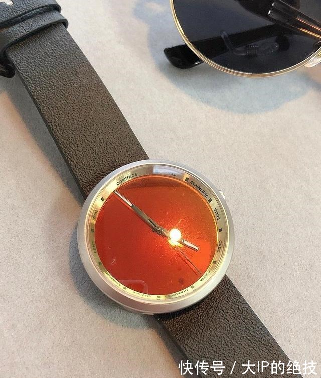 手表 offstage手表|小众又高级的心机表,镜片表盘酷炸!