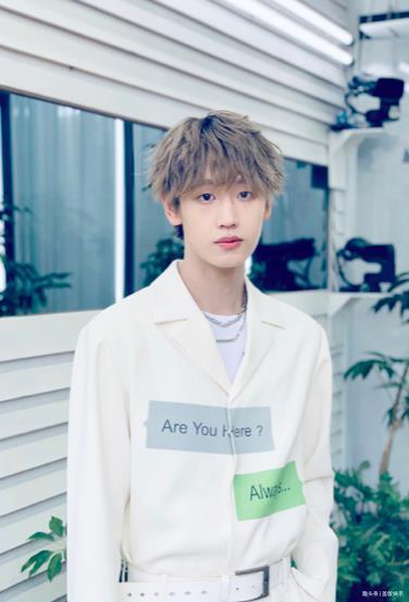 嘉賓|《拜冰》首播槽點節目流程似快本，嘉賓黑歷史多，何炅再受牽連