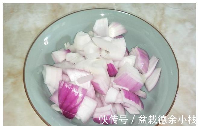 妙招|保存洋葱有妙招,学会1招,洋葱放1年不变坏,随时都新鲜
