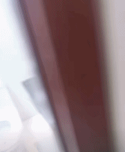 |搞笑GIF段子:老妈抱怨手机用了好几年了