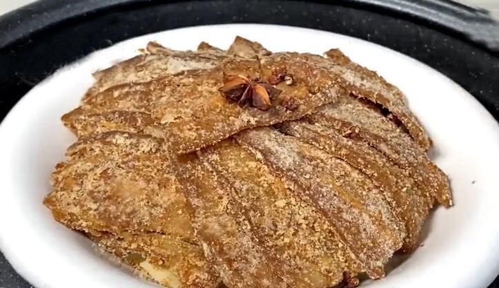 解馋|农村大席的压轴菜,不炒不炖,简单一蒸美味解馋,用来待客超有面