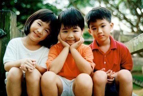 二十四小时|整个寒假孩子都在接触手机,如何防止沉迷?老师教家长3个小妙招