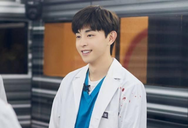 杨洋|最受欢迎“综艺”嘉宾榜:杨洋第5,王一博第3,榜首被粉丝吐槽