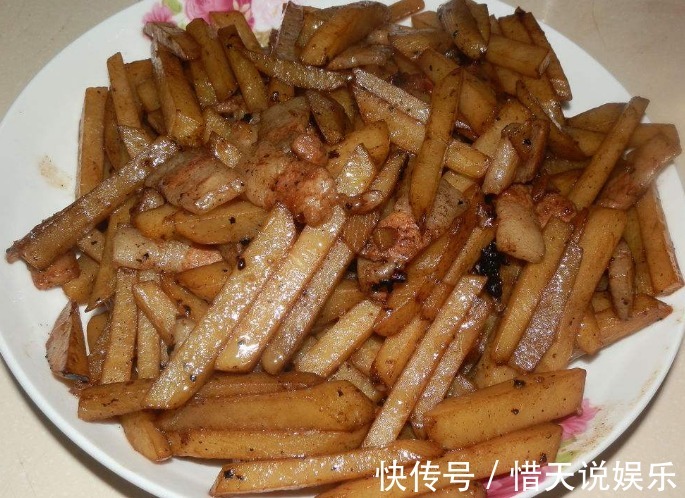 红烧肉|婆婆地里干一天活，回家做三道菜，儿媳妇分家