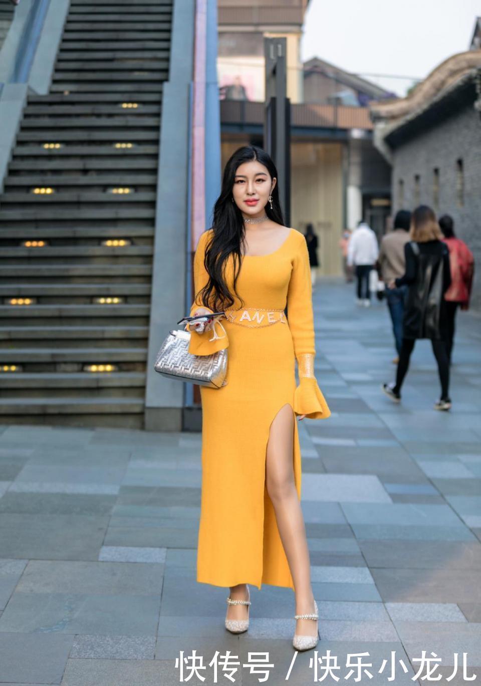 蓬蓬|蓬蓬公主裙搭配小白鞋,妥妥的白富美既视感,美成这样实在少见