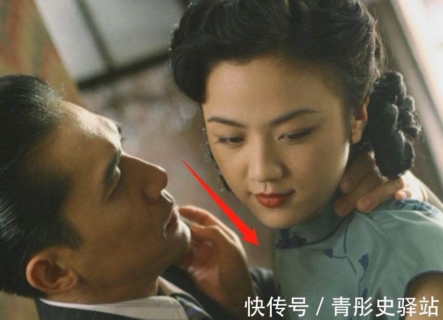 扫黑风暴|浴袍女、汤唯旗袍,如此大尺度上星央视,《扫黑风暴》也太狠了